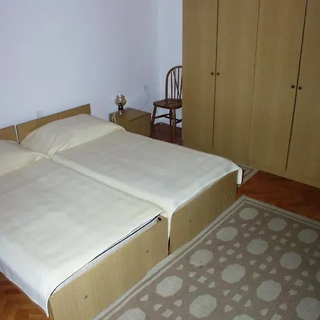 Apartment 454a *
