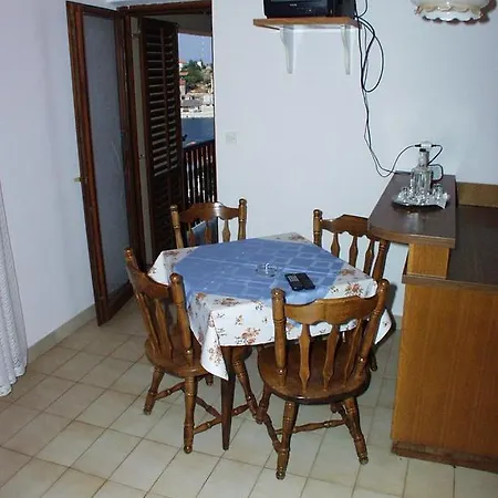 454a Apartment